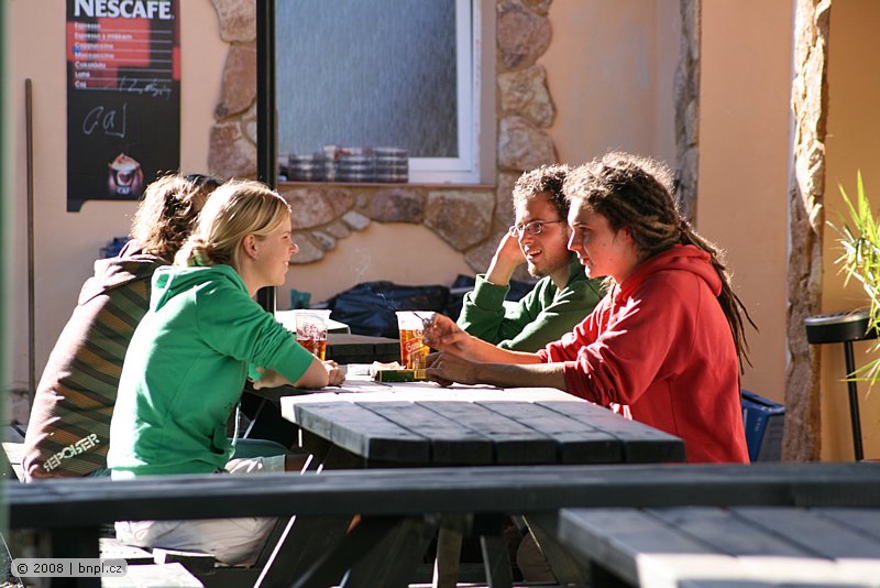 image203.jpg